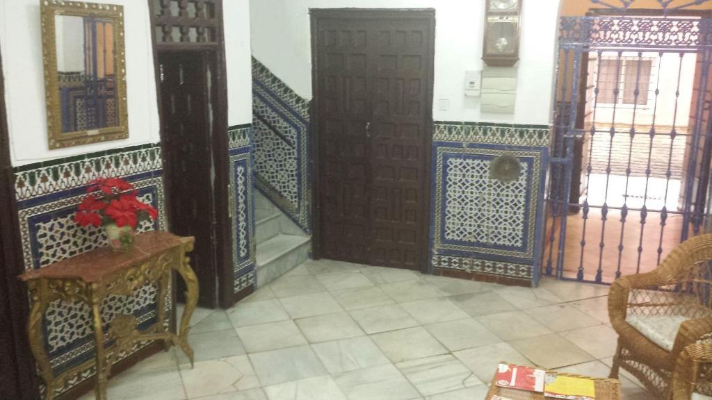 Pension Bailen Seville Ngoại thất bức ảnh